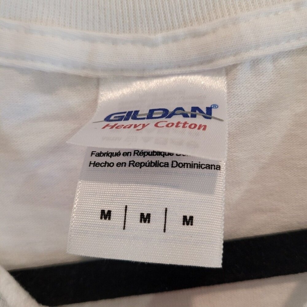 NWT Gildan Keep Calm And Merry On T Shirt Mens M White Graphic Print Christmas - Picture 4 of 6